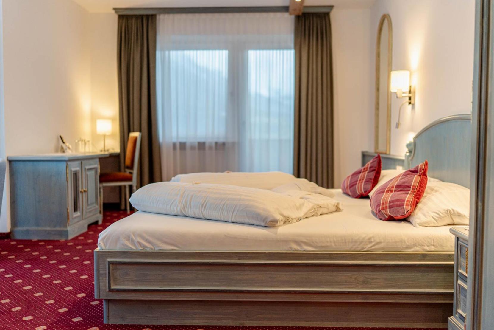 Hotel Donnerhof Fulpmes Oda fotoğraf