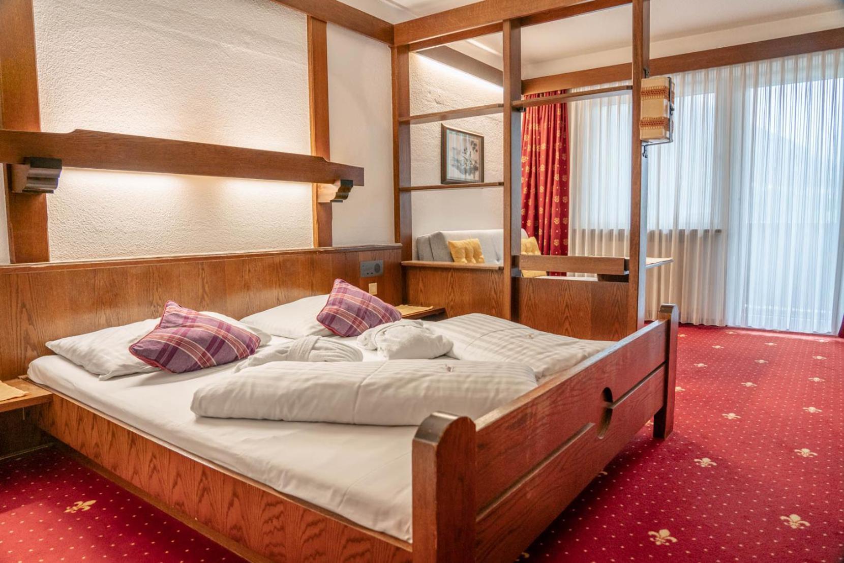 Hotel Donnerhof Fulpmes Oda fotoğraf