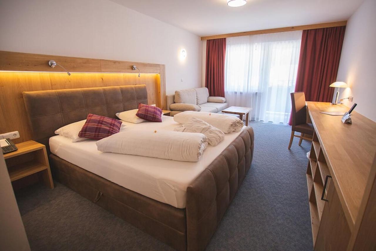 Hotel Donnerhof Fulpmes Dış mekan fotoğraf